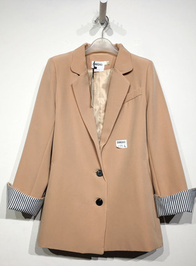 乔系列 D98243 时尚西装外套品牌女装折扣