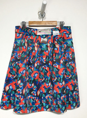 品牌折扣    时尚半身裙G23-J6369