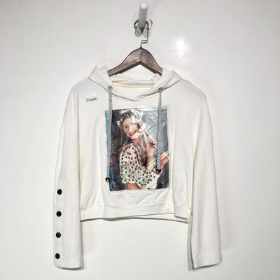 品牌折扣    时尚卫衣Z01-A02041