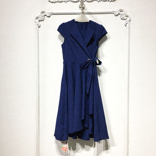 乔系列 D82585 时尚连衣裙品牌女装折扣启启