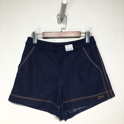 品牌折扣   时尚毛呢短裤G23-J3337