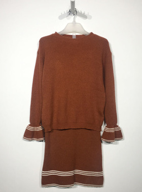 西树系列 D86240 时尚针织套装品牌女装折扣