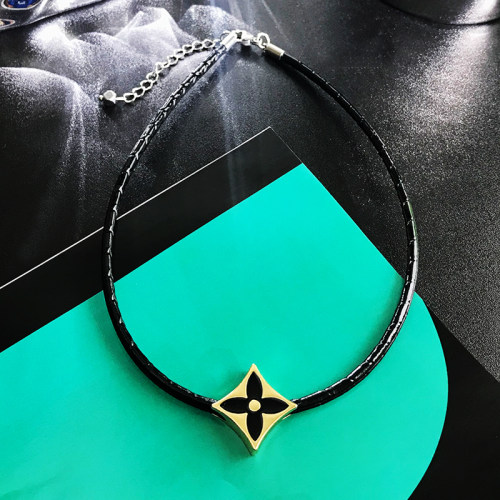 黑色皮绳choker颈链女四叶草项圈