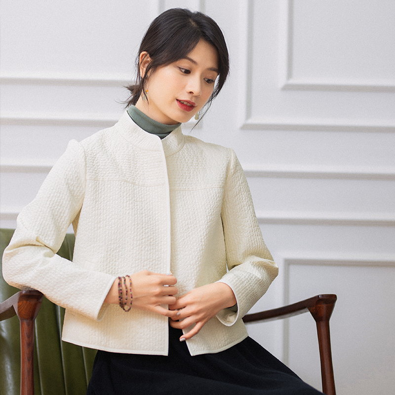 短款上衣棉锦纶材质通勤风衣