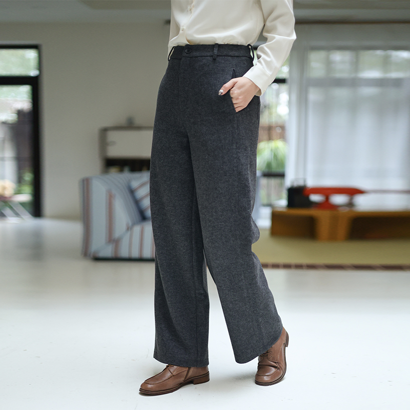 斜纹针织面料厚长款直筒裤