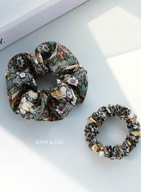 Strawberry Thief墨绿色草莓小偷 英国Liberty莫里斯真丝缎面发圈