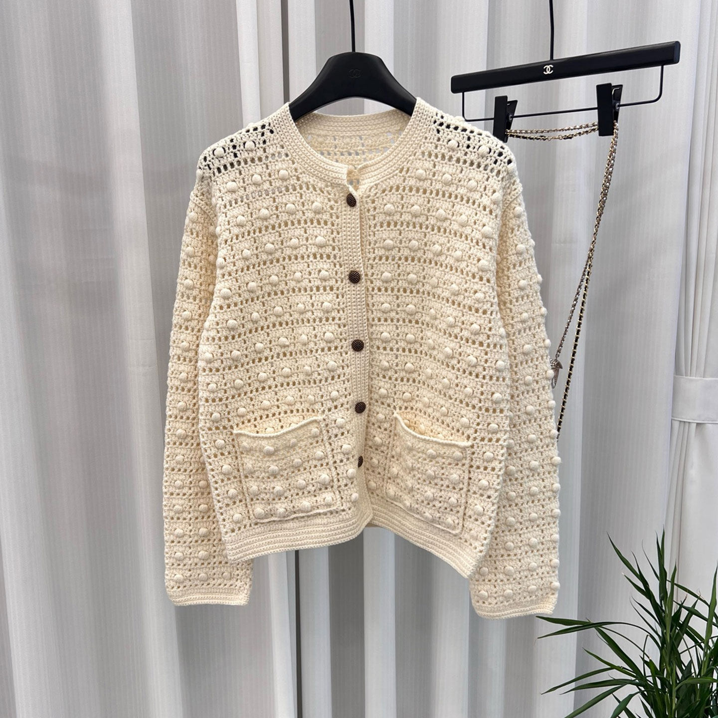 绝绝子！100%纯羊毛 纯手工钩织立体小球镂空针织开衫女毛衣外套,女装/女士精品,毛针织衫,淘宝优惠券,粉丝福利购,淘宝优惠卷