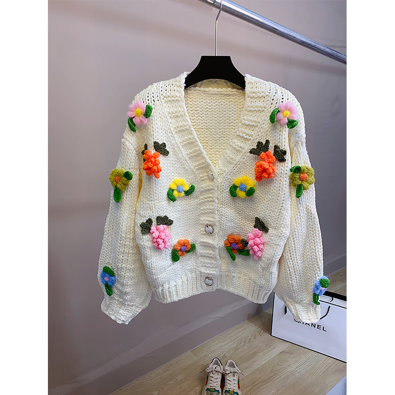单排扣V领花朵毛衣开衫