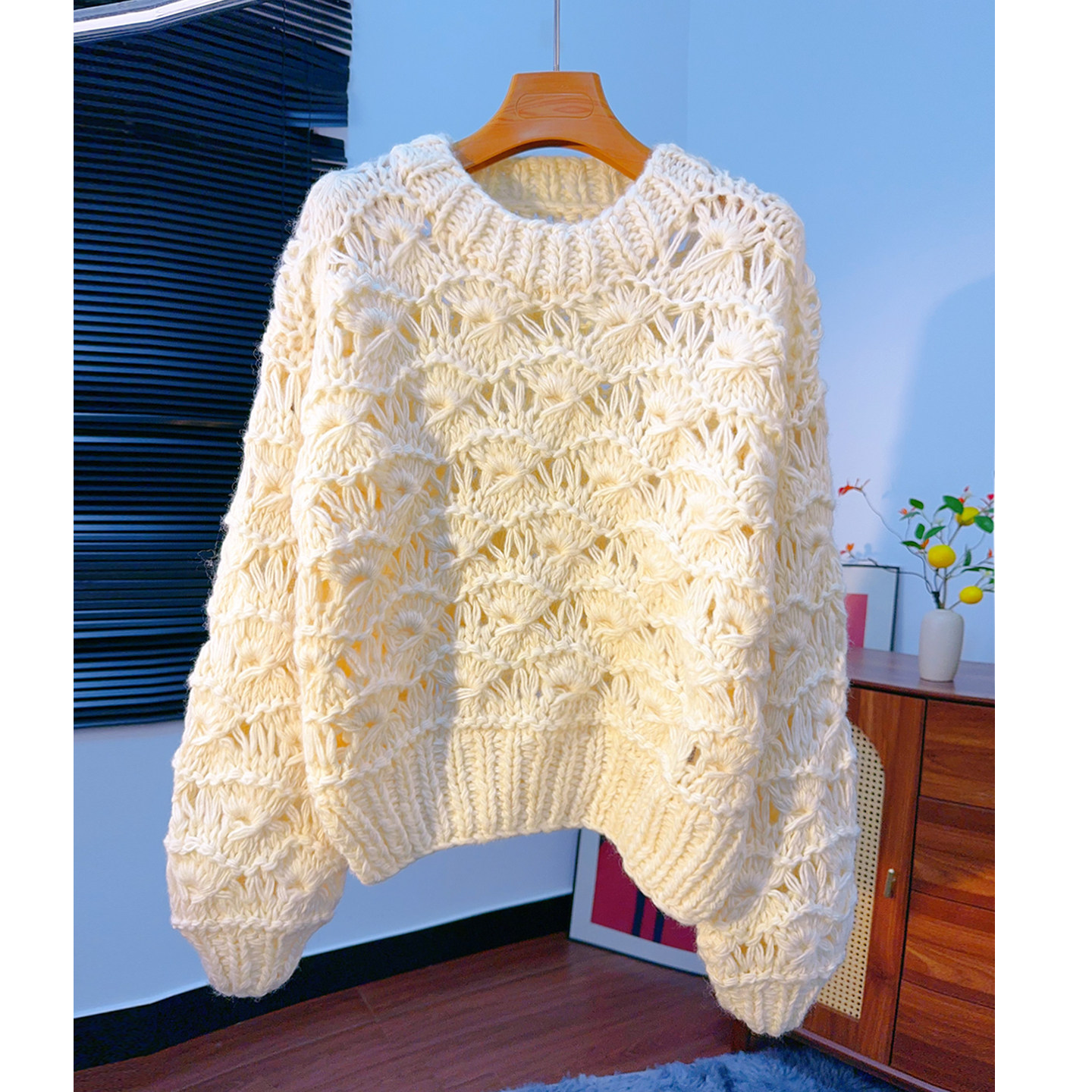 法式慵懒风手工钩花镂空圆领套头针织衫女百搭毛衣上衣