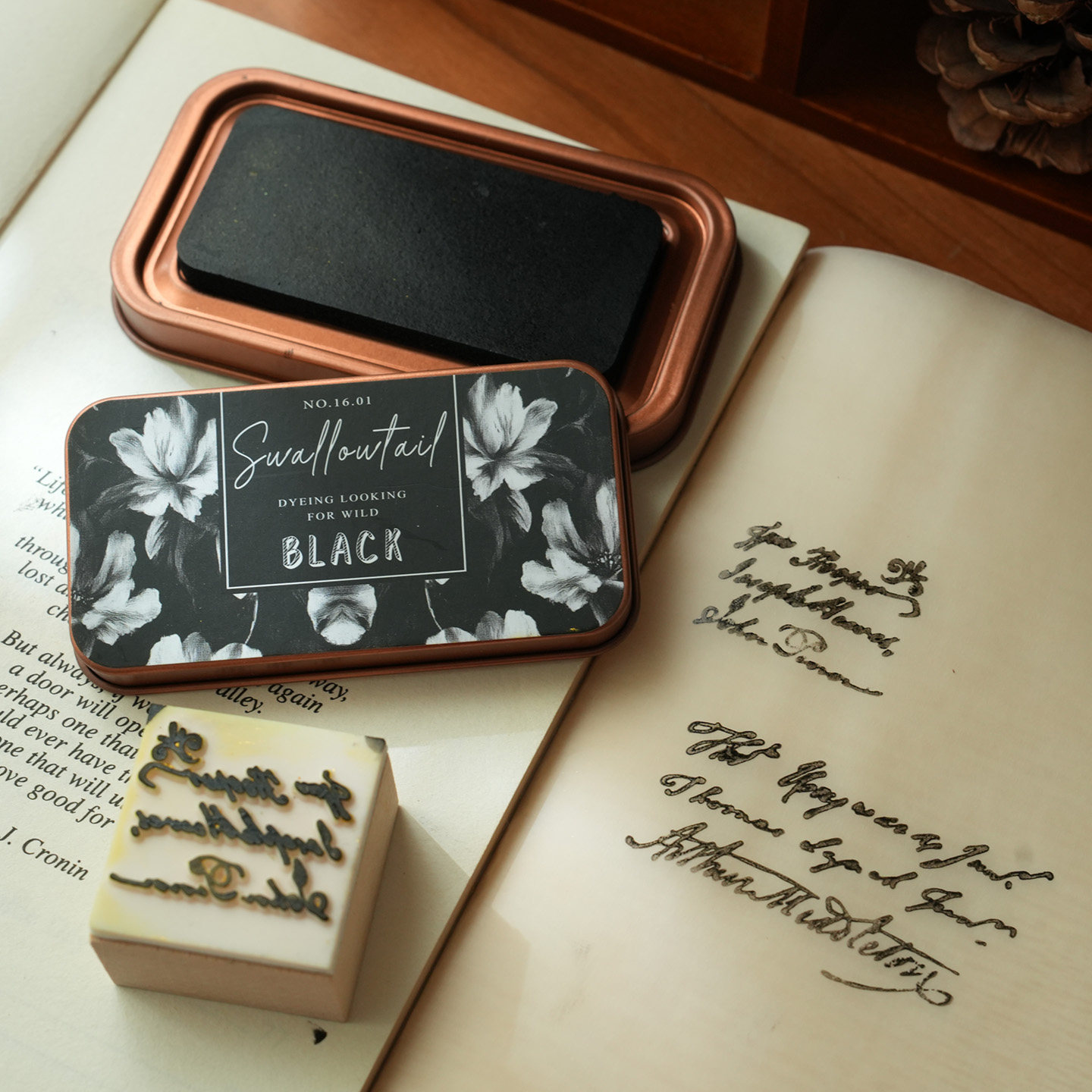 觉物文研所 高颜值复古金属铁盒印泥 盖章本打卡手帐彩色印台印油,文具电教/文化用品/商务用品,可爱印泥,淘宝优惠券,粉丝福利购,淘宝优惠卷