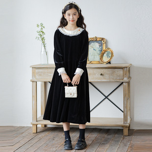 女童丝绒连衣裙秋冬新款中大童洋气蕾丝花边领裙子宽松长款加绒裙