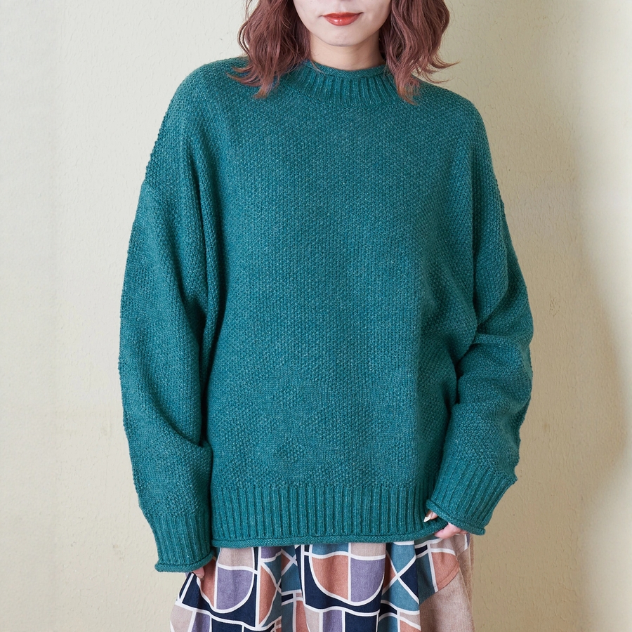 复古简约宽松圆领菱形格纹针织衫