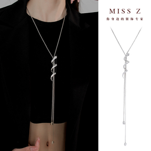 Z小姐 灵蛇毛衣链女轻奢气质小众设计高级感长款项链2025新款爆款