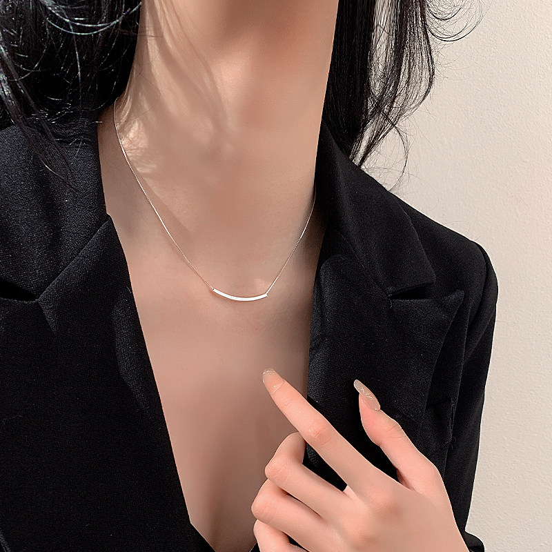 Z小姐 999银简约微笑锁骨链女2026新款爆款轻奢高级感银项链颈链