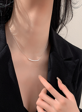 Z小姐999纯银简约微笑锁骨链女