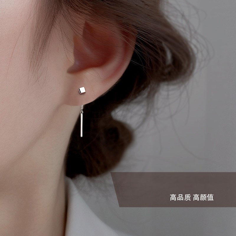 Z小姐999银针小方糖耳线女图片