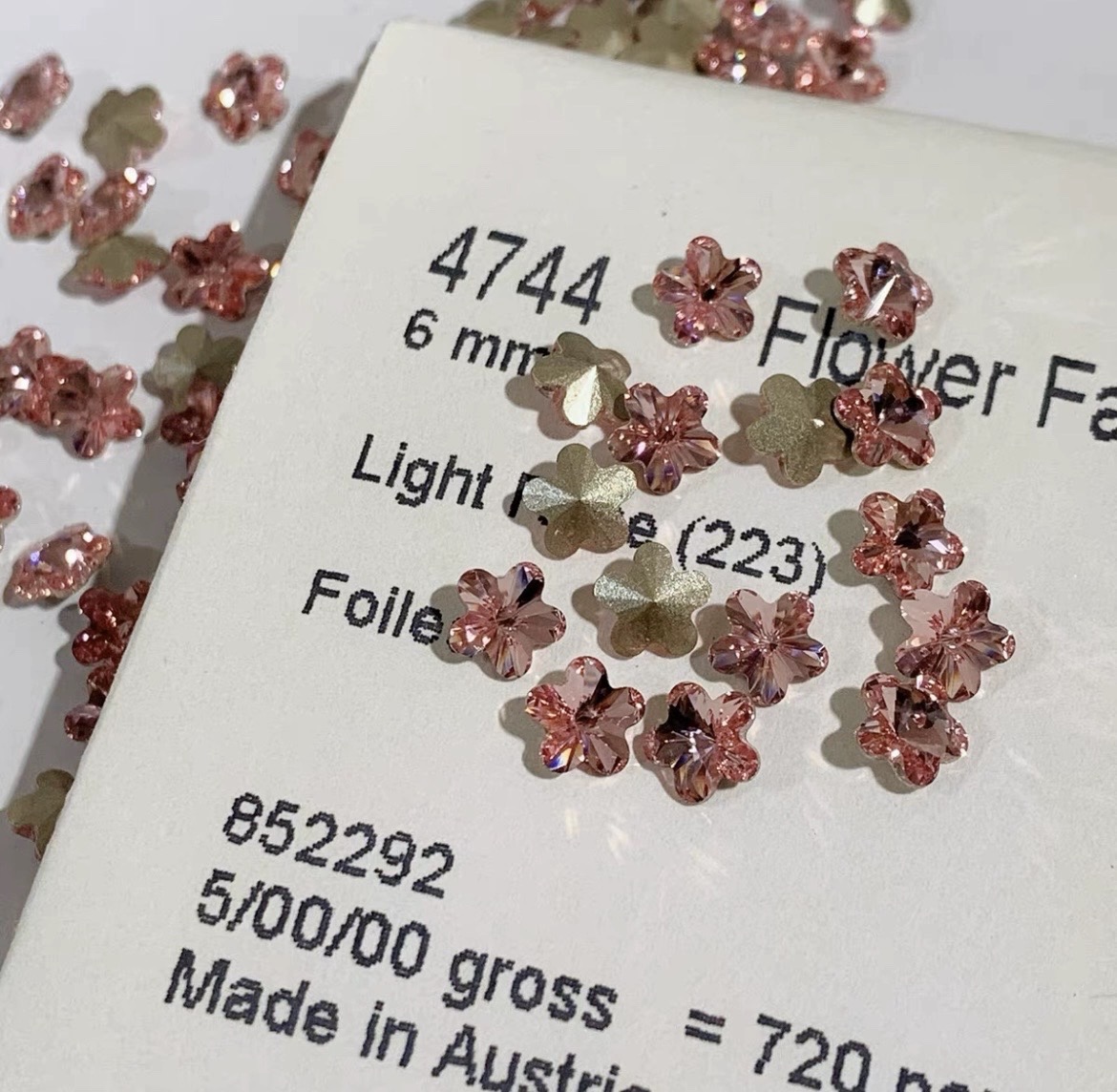 正品施家水晶合集4744尖底花式石6mm小梅花美甲粘钻手工水钻多色