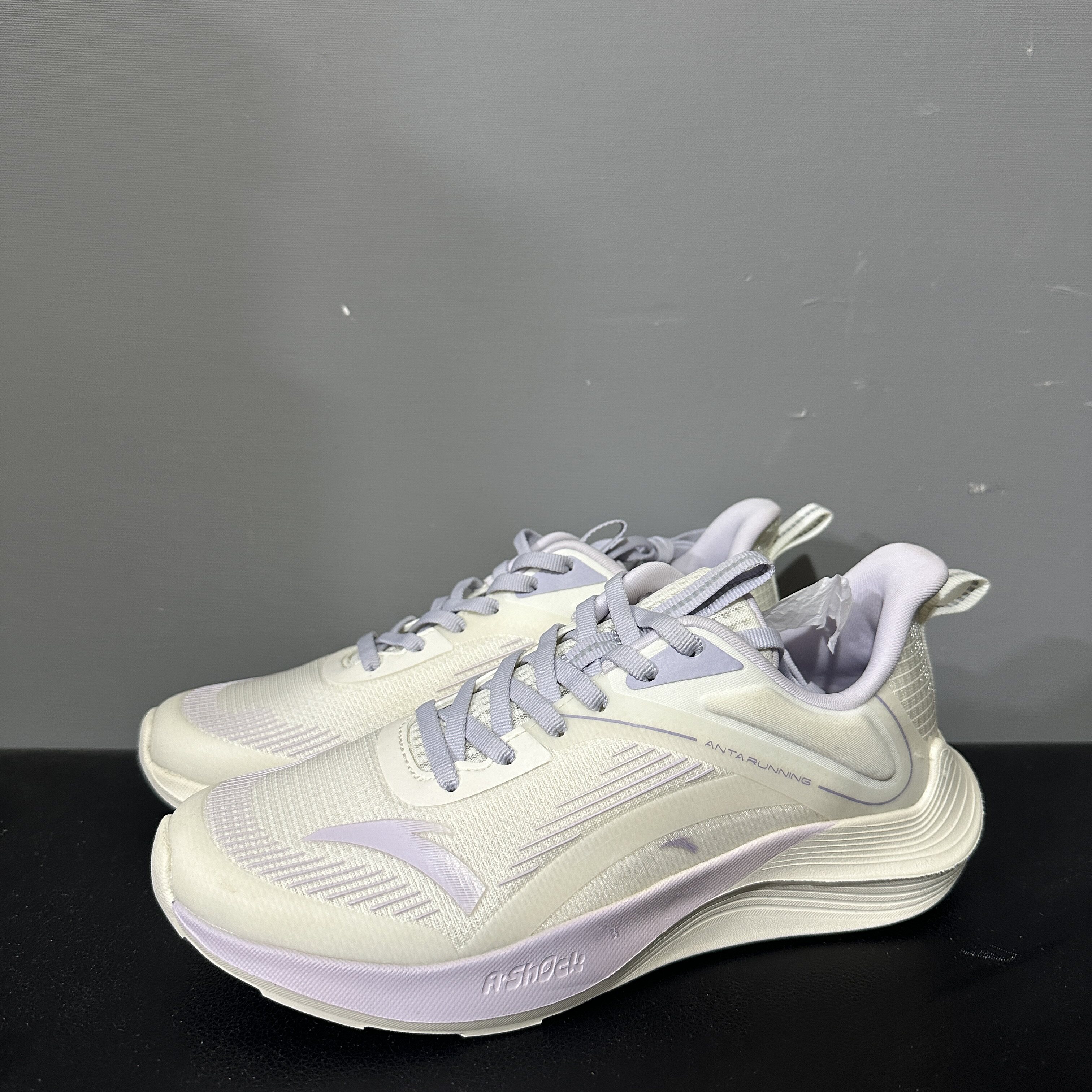 安踏毒刺丨跳绳跑步鞋女款夏季透气舒适减震软底运动鞋922325581