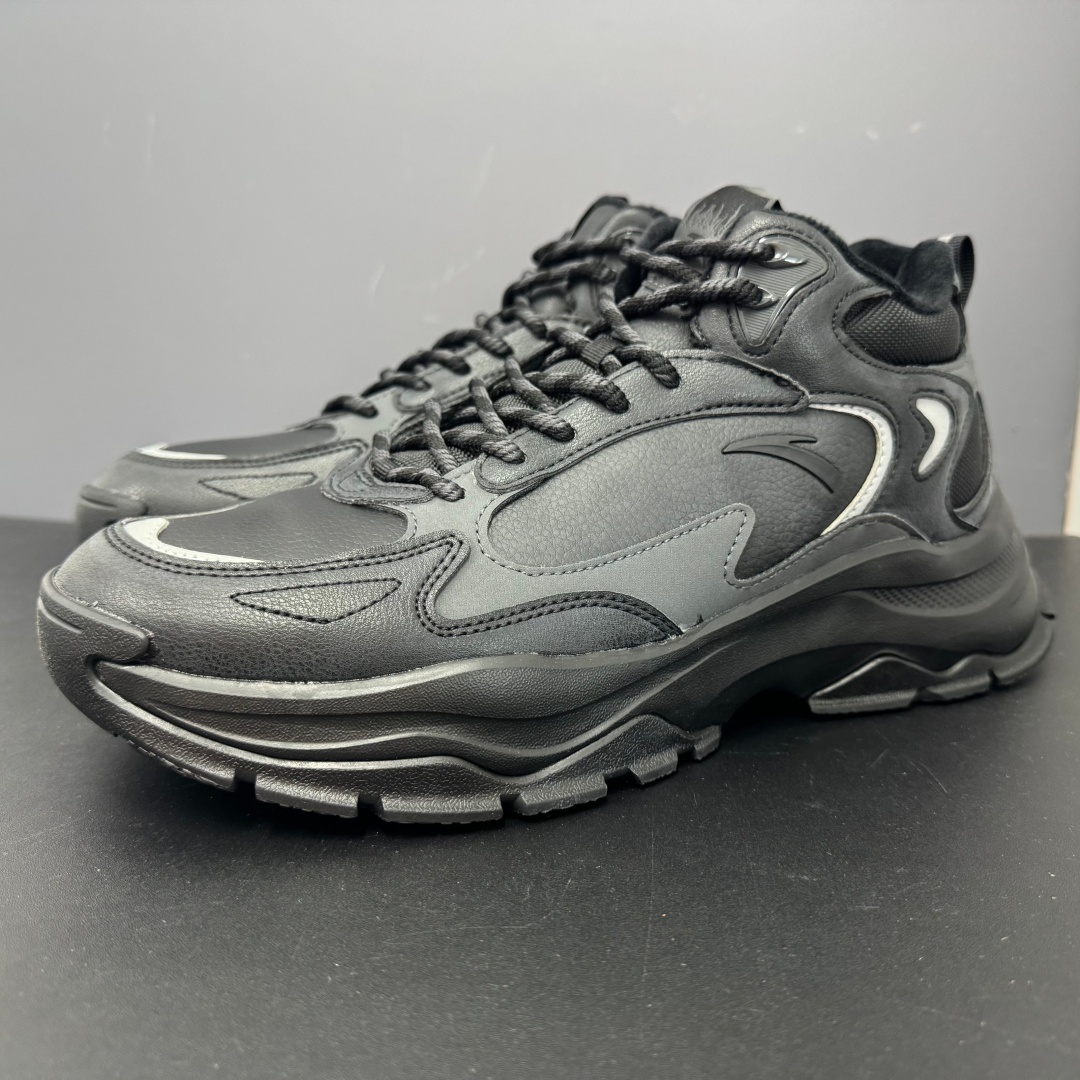 安踏寻界加绒保暖皮面大棉鞋男冬季新款加厚运动休闲鞋112448966