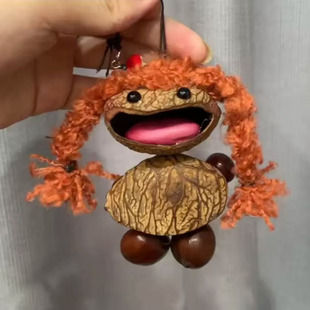 成品果壳风铃丑萌娃娃静心治愈包挂件 手工植物种子背包骑车挂饰