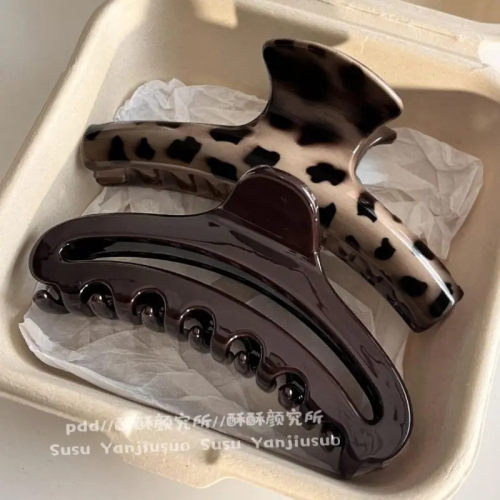 高级感豹纹镂空大号鲨鱼夹