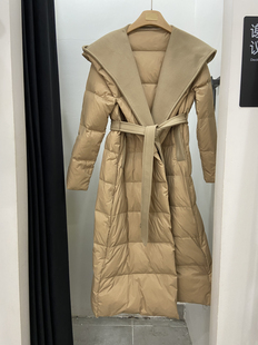 2025冬新款女装连帽收腰长款大翻领假两件拼接90绒羽绒服显瘦外套