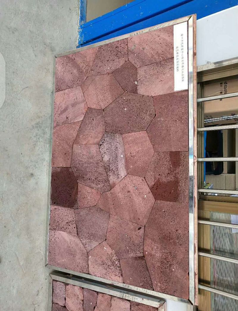 天然石材火山石墙砖 红色火山岩板材铺路背景墙 蘑菇石火山文化石