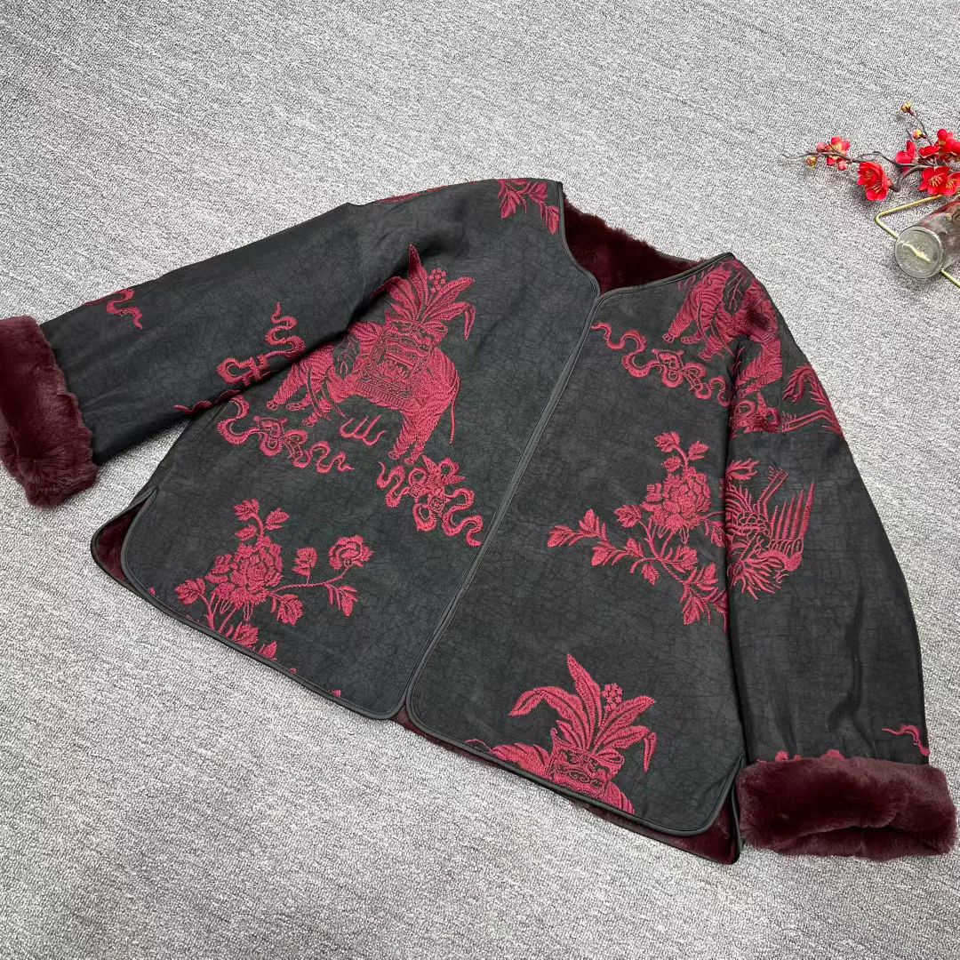 云禾锦新中式国风刺绣两面穿兔毛皮草外套女2025秋冬款高级感上衣