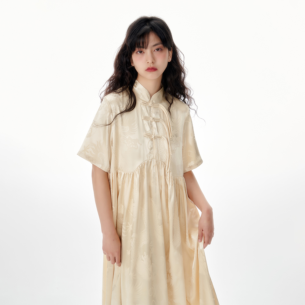 黑白龙纹盘扣长款连衣裙