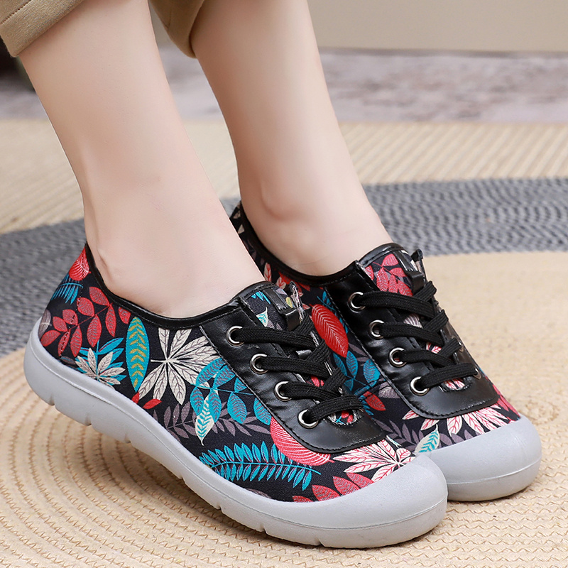 时尚运动印花女老北京布鞋