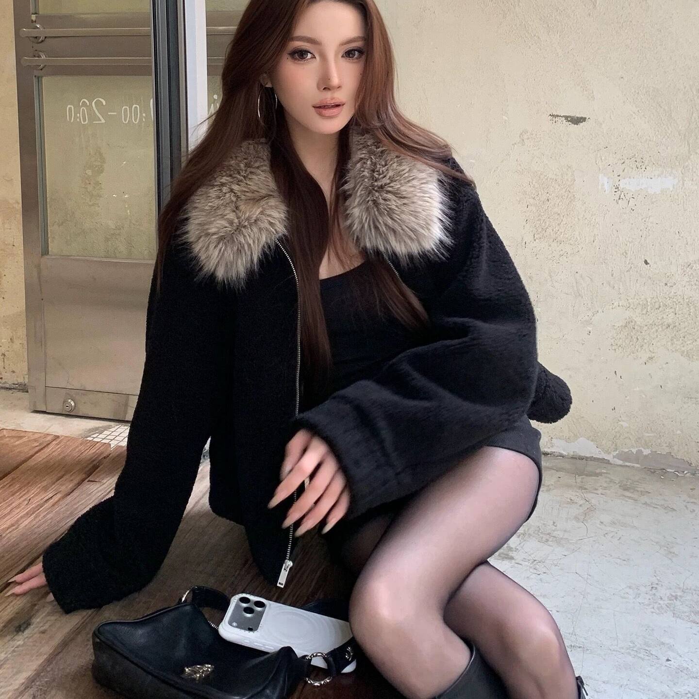 韩系羊羔毛短外套女冬日暖绒毛领