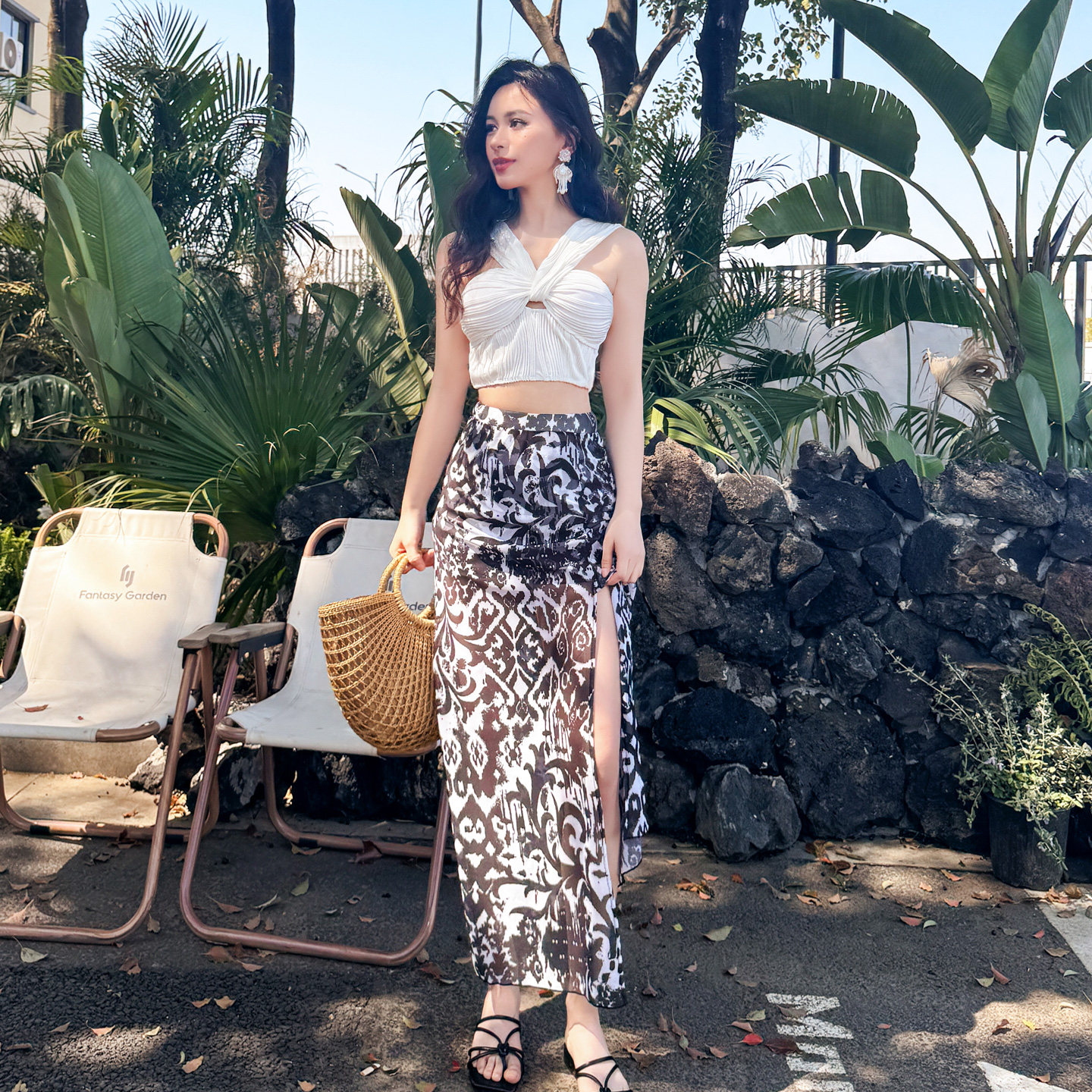 高级感泳衣女士挂脖分体平角裤三件套保守长裙显瘦遮肉海岛度假风