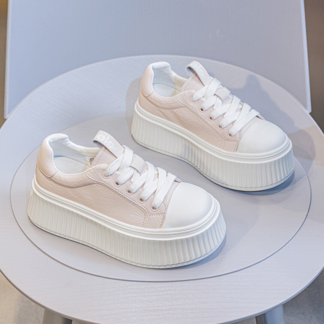 真皮休闲运动小白鞋女2026春季新款松糕厚底小个子轻便舒适饼干鞋