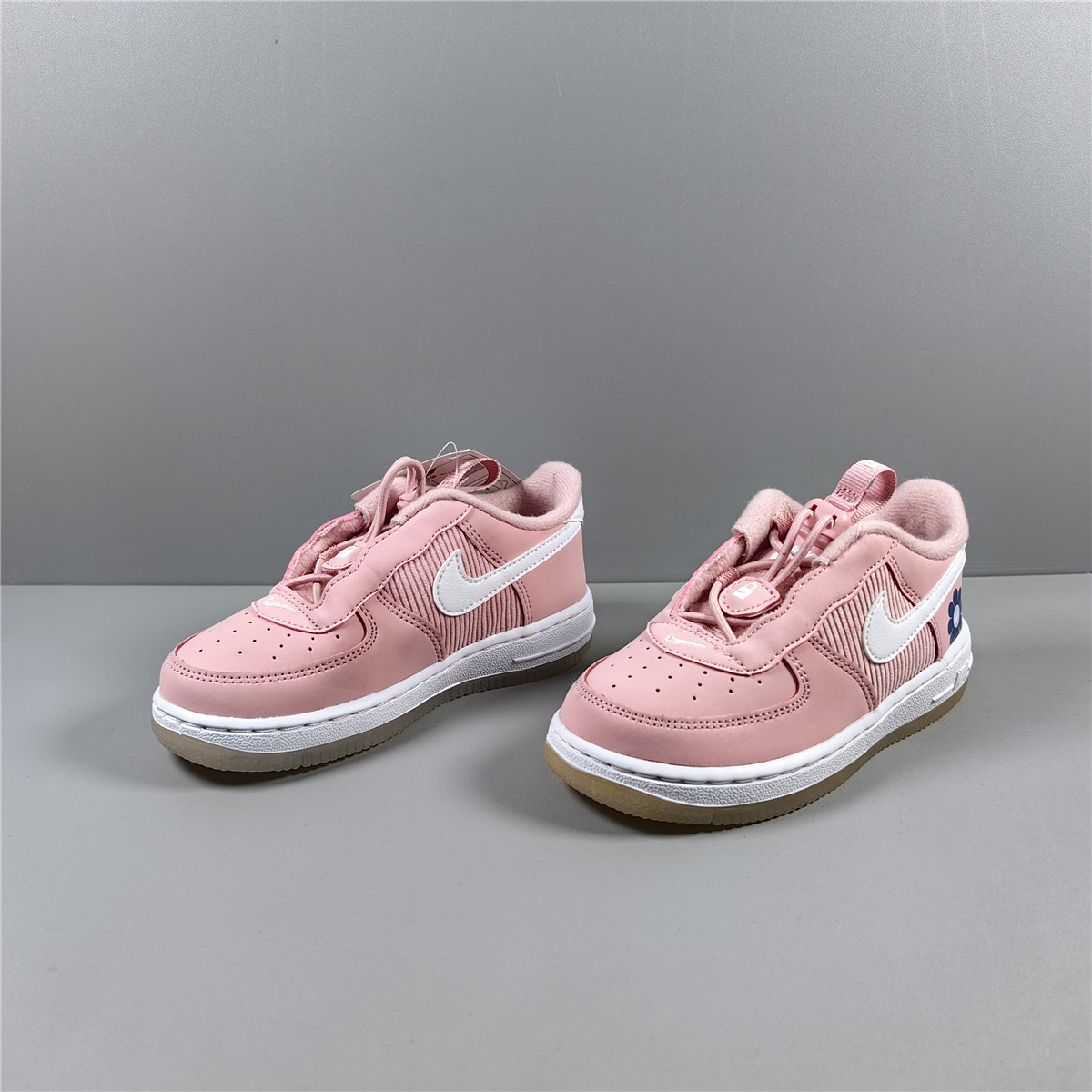 耐克幼童空军一号休闲运动鞋