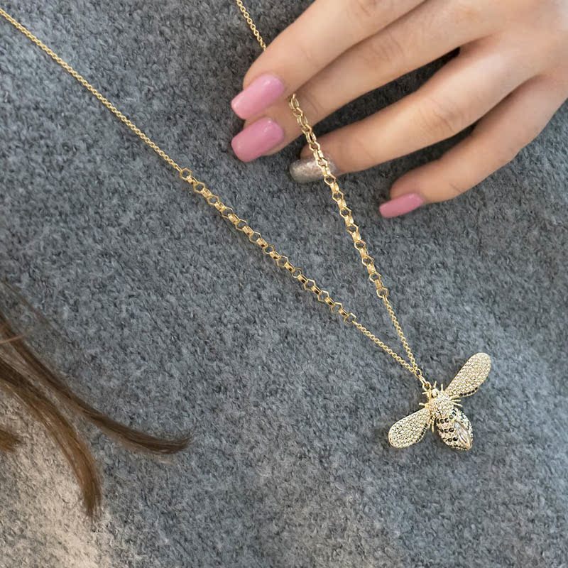 SWAROVSKI正品 2018新款
LISABEL系列可愛大蜜蜂毛衣鏈 5394212