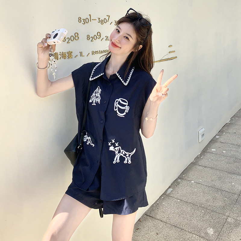 藏青色设计感刺绣套装女2025夏季新款韩系休闲时尚衬衫短裤两件套,女装套装/套裙,浙宝205
