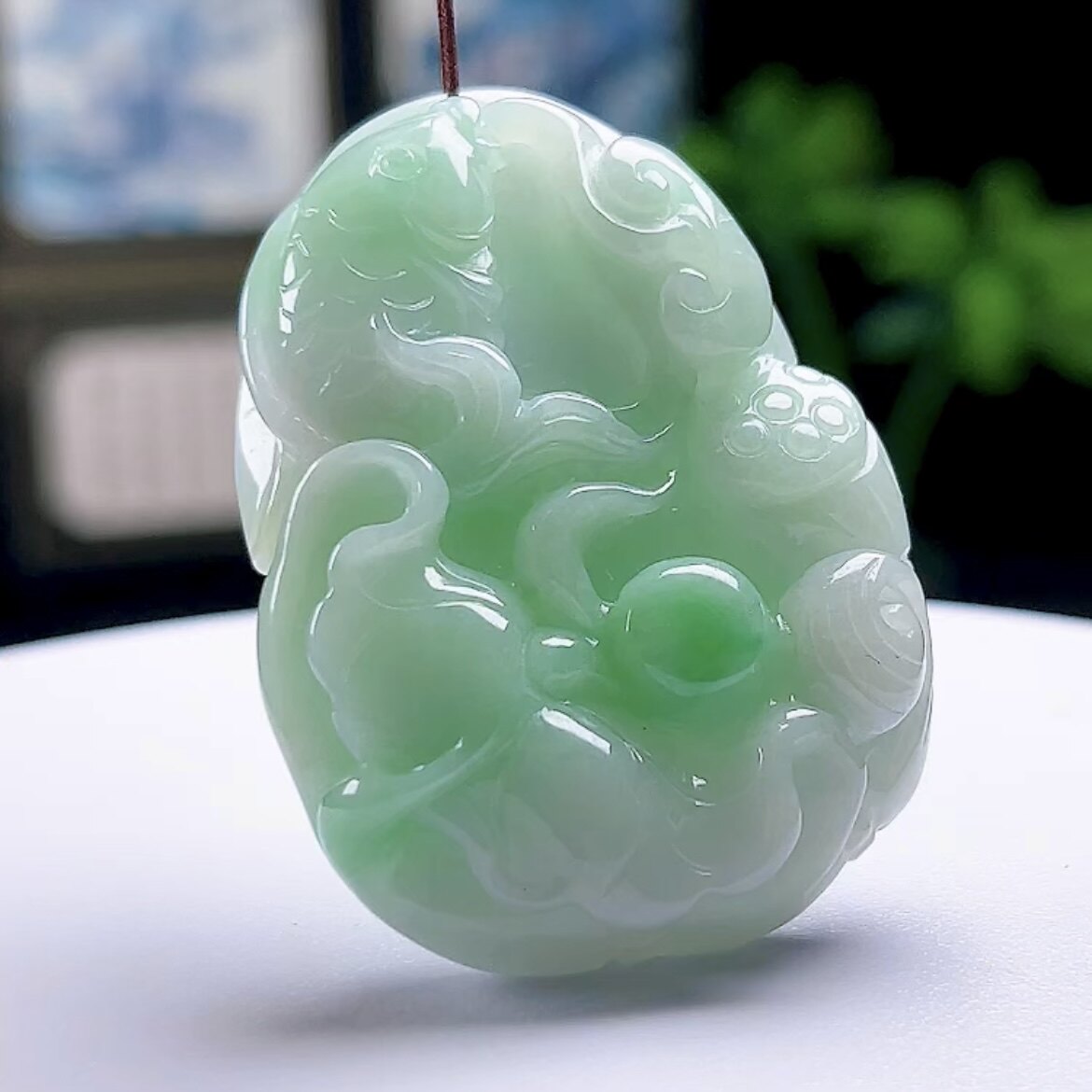正品天然A货玉石锦鲤鱼玉坠缅甸料翡翠冰飘绿年年有余吊坠荷叶鱼
