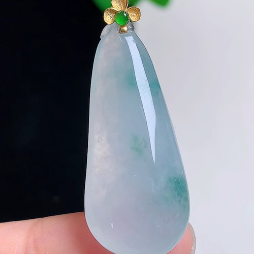 缅甸料A货翡翠福瓜挂玉坠正品天然玉石18K金镶冰飘花福瓜吊坠玉瓜
