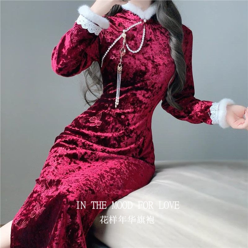 酒红蝴蝶加绒新中式连衣裙
