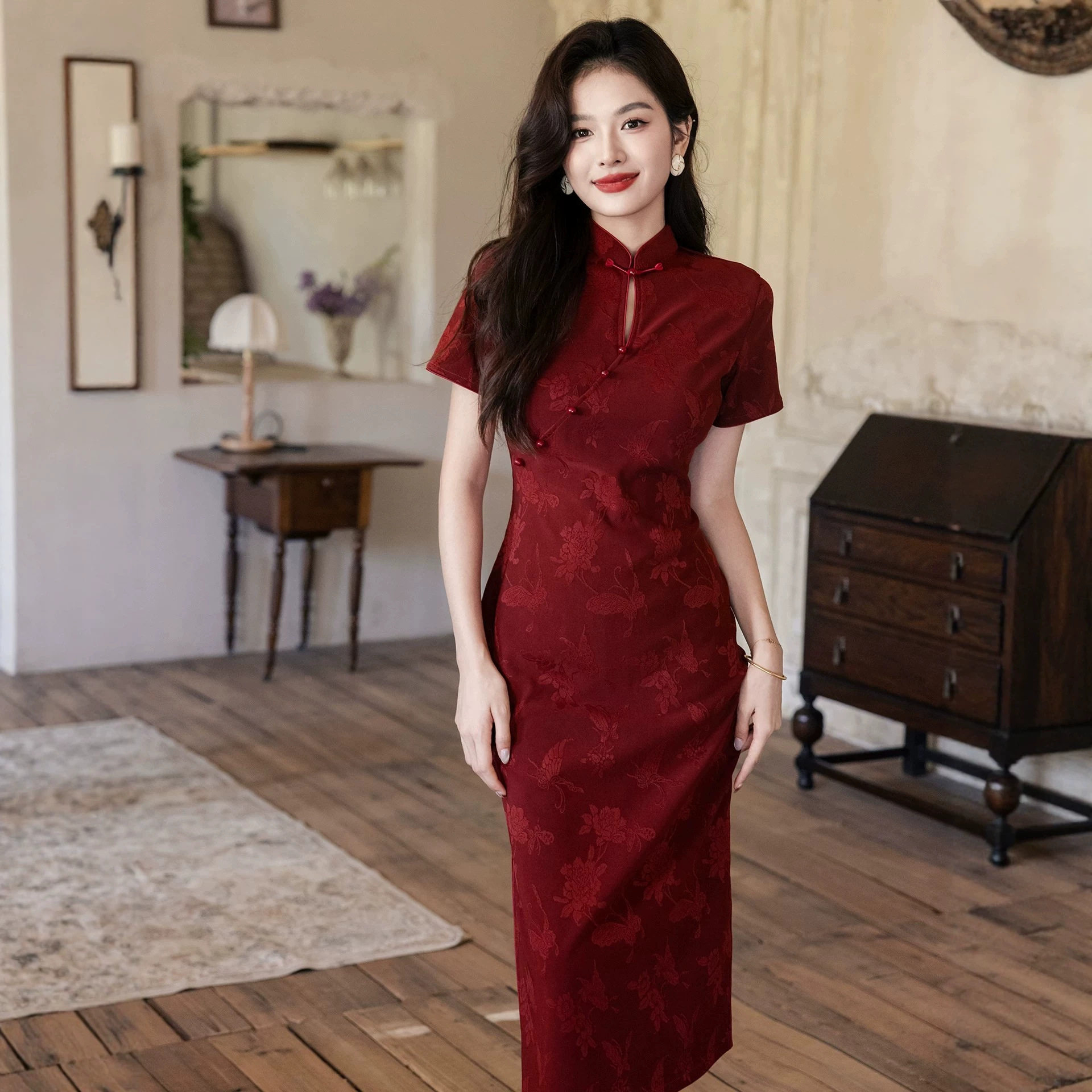 四小姐花样年华旗袍酒红色2026新款女新中式国风年轻款日常改良连
