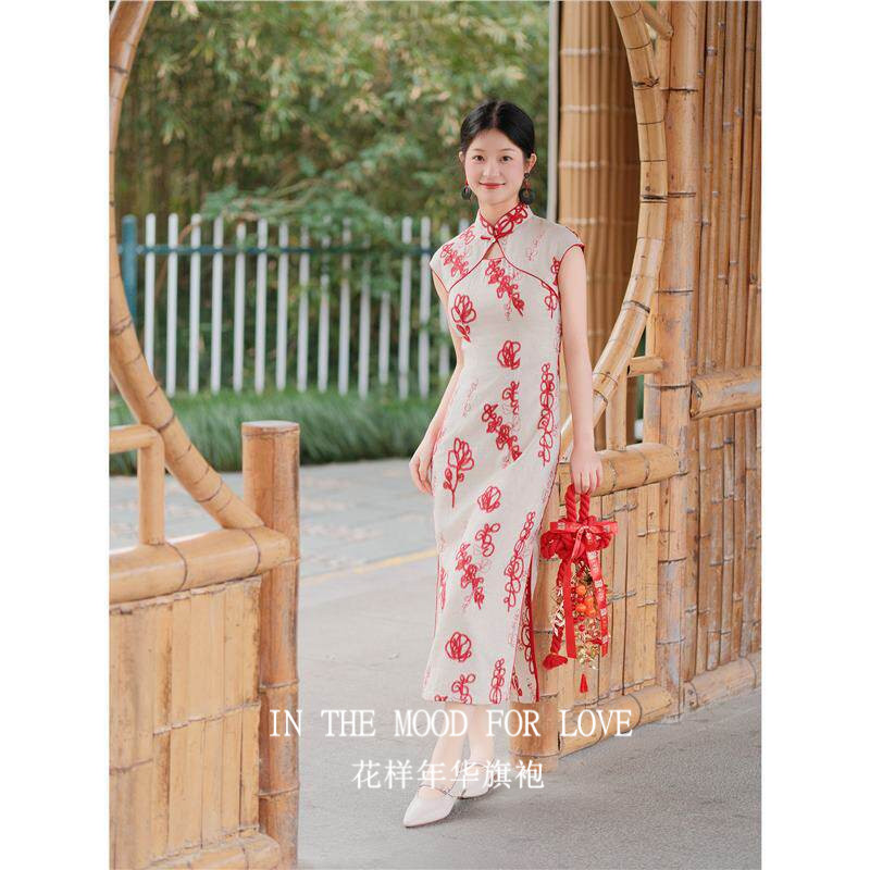 四小姐红旗袍新中式敬酒服