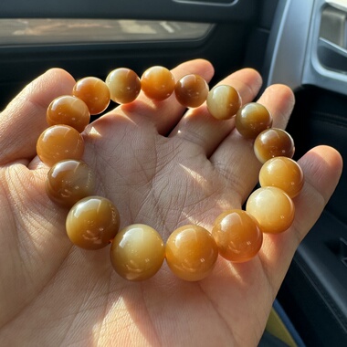 新疆和田玉糖玉手链12mm且末金山红糖糖白手串料细色艳男女礼物