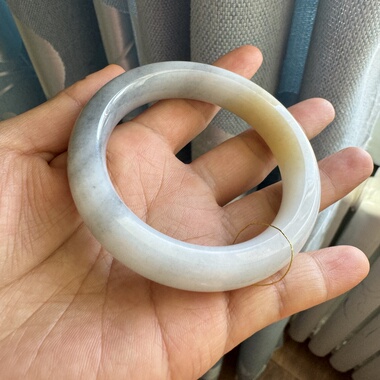 55圈和田玉青花籽料手镯三色分明江南烟雨朦胧之感肉细熟糯无瑕疵