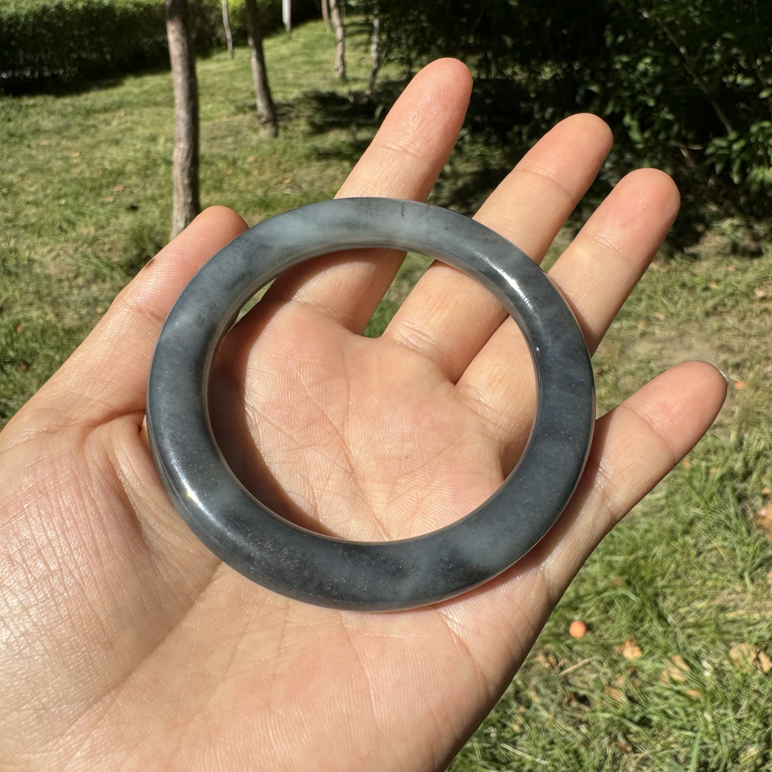 金玉玲珑和田玉新疆籽料青花墨玉手镯丹青水墨特色圆条美人镯54+