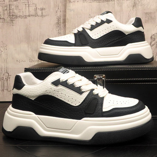 春季小白鞋男2026新款经典黑白配色板鞋潮片小众百搭厚底休闲鞋子