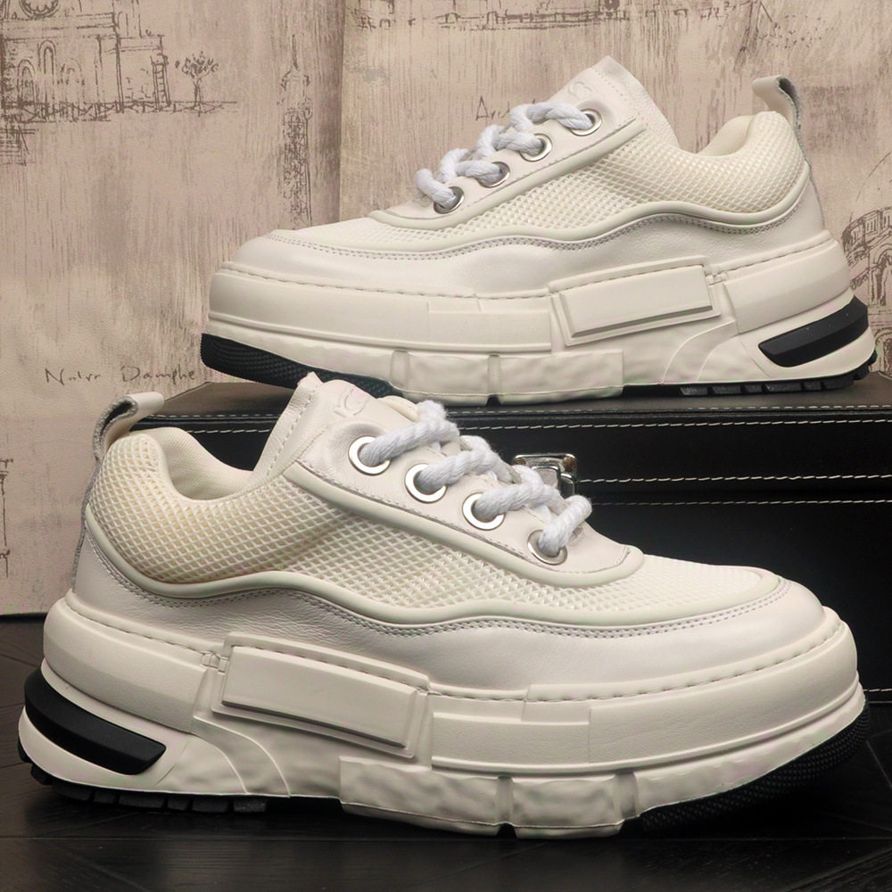 透气网面小白鞋男士减震气垫跑步鞋学生时尚纯色百搭简约风板鞋子