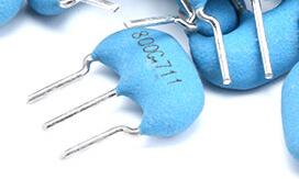 原装正品 CSTLS8M00G53-B0 8MHz ±0.5% 15pF 直插陶瓷晶振 3脚