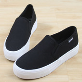 板鞋 人本帆布鞋 8392 平底低帮厚底一脚蹬乐福鞋 学生休闲鞋 女鞋 韩版