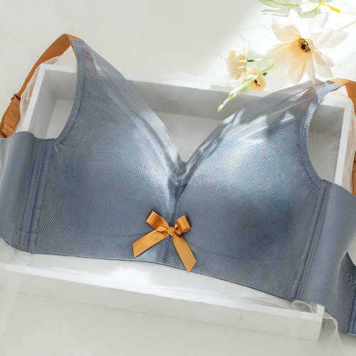 女薄款文胸无钢圈聚拢收副乳内衣