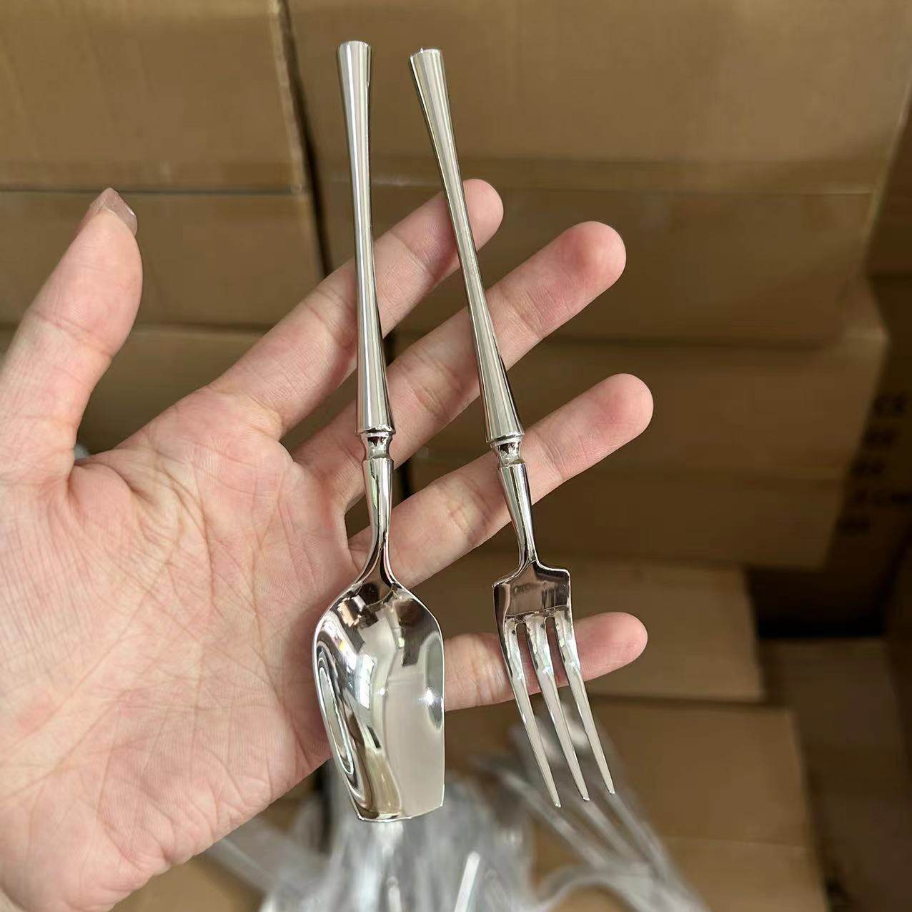 出法单304钢郁金香勺甜品勺长柄勺子饭勺汤匙汤勺水果叉拌饭勺,餐饮具,玻璃餐具套装,淘宝优惠券,粉丝福利购,淘宝优惠卷